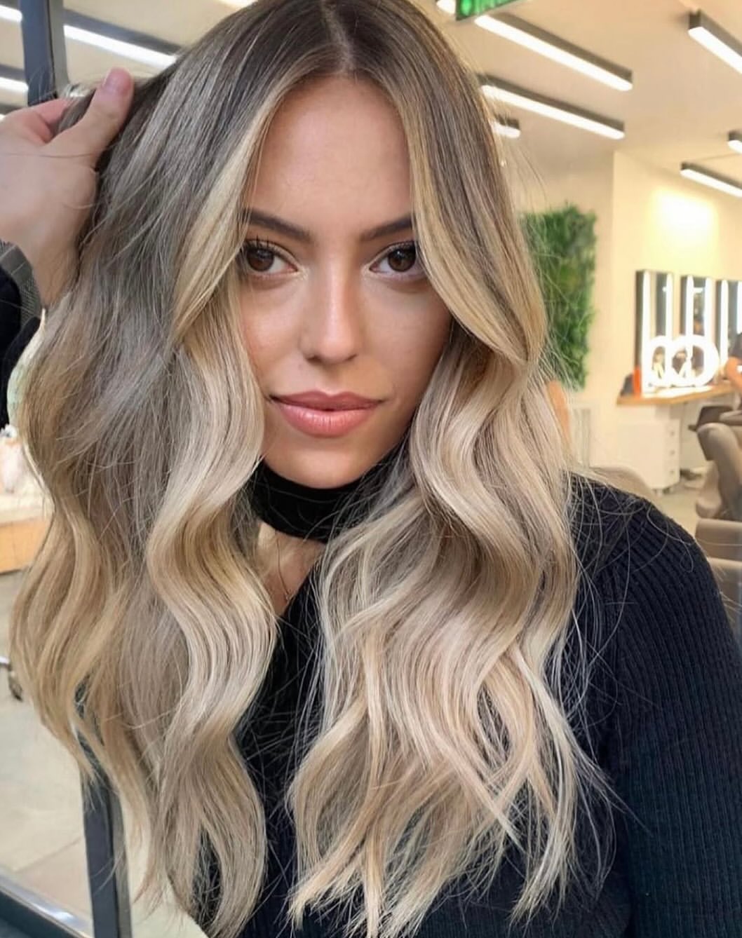 What is your hair color? ❣️
.
#haircolor #reklam #haircut #emreayaksiz