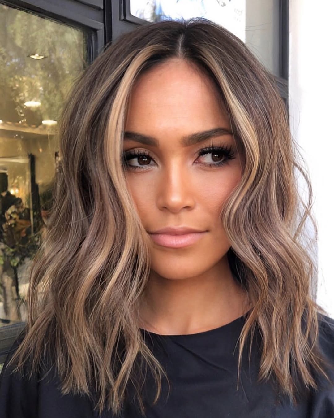 Doğal geçişli highlight dokunuşu ✨

#emreayaksiz #highlight #hairstylists